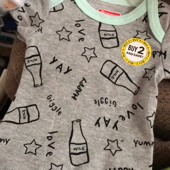 Baby onesies - Picture 2 of 3